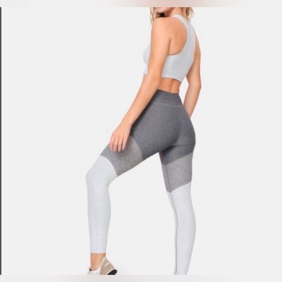 Outdoor Voices Springs 7/8 Leggings Ash - Shades of Gray Colorblock Size Small - Picture 2 of 8